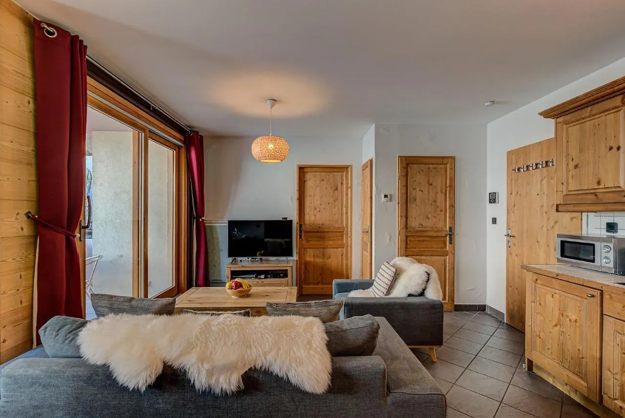 Apartment Le Paradis 1 - Alpes Travel - Central Chamonix 0*,