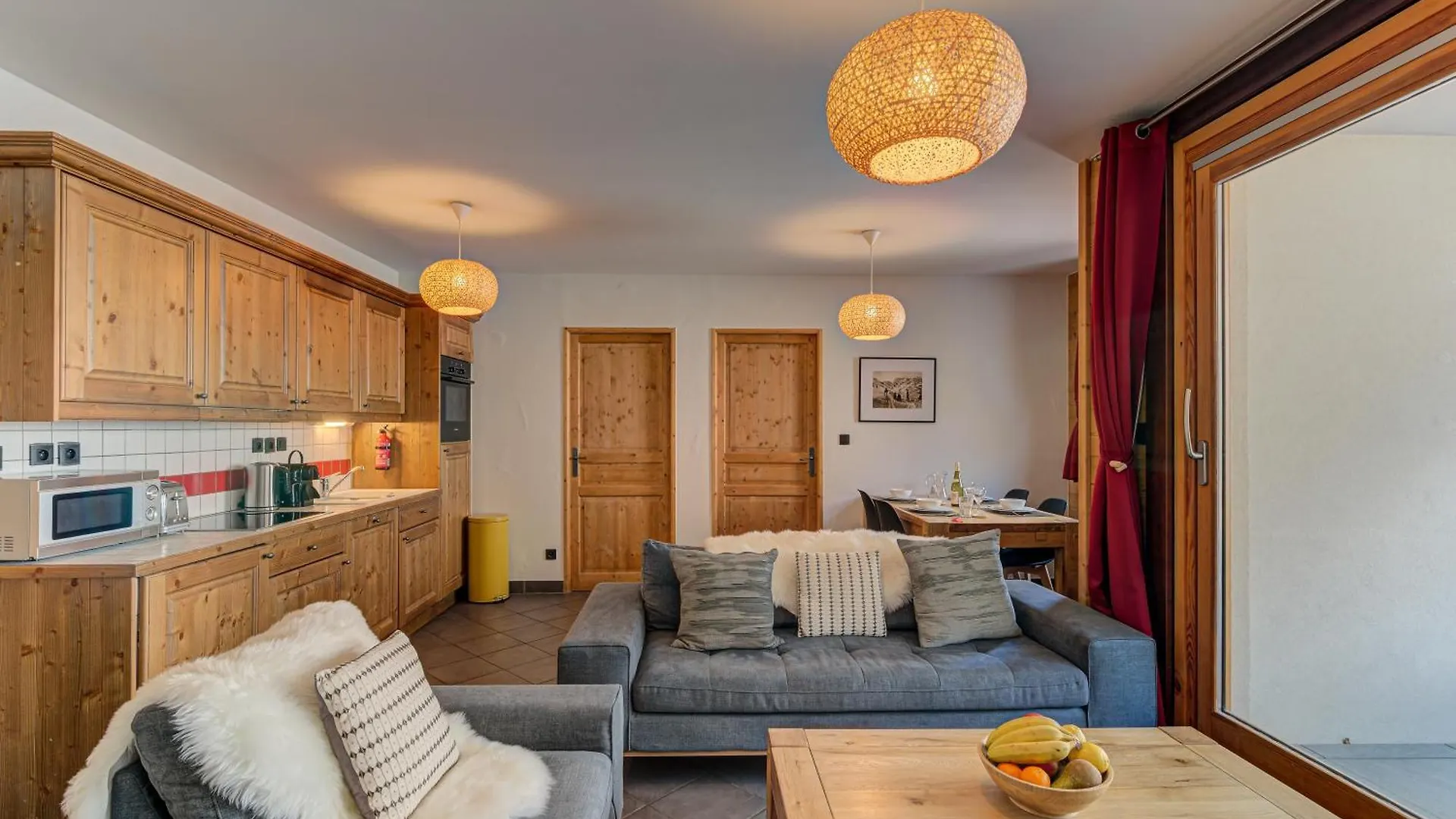Apartment Le Paradis 1 - Alpes Travel - Central Chamonix