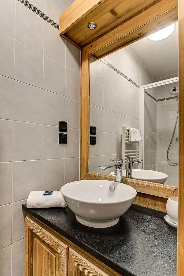 Apartment Le Paradis 1 - Alpes Travel - Central Chamonix Frankrijk