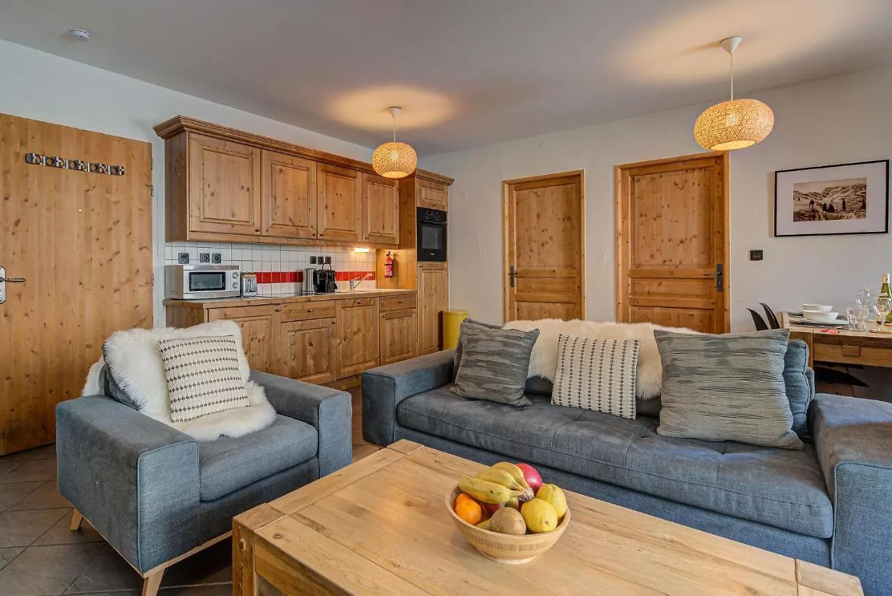 Apartment Le Paradis 1 - Alpes Travel - Central Chamonix Mont Blanc