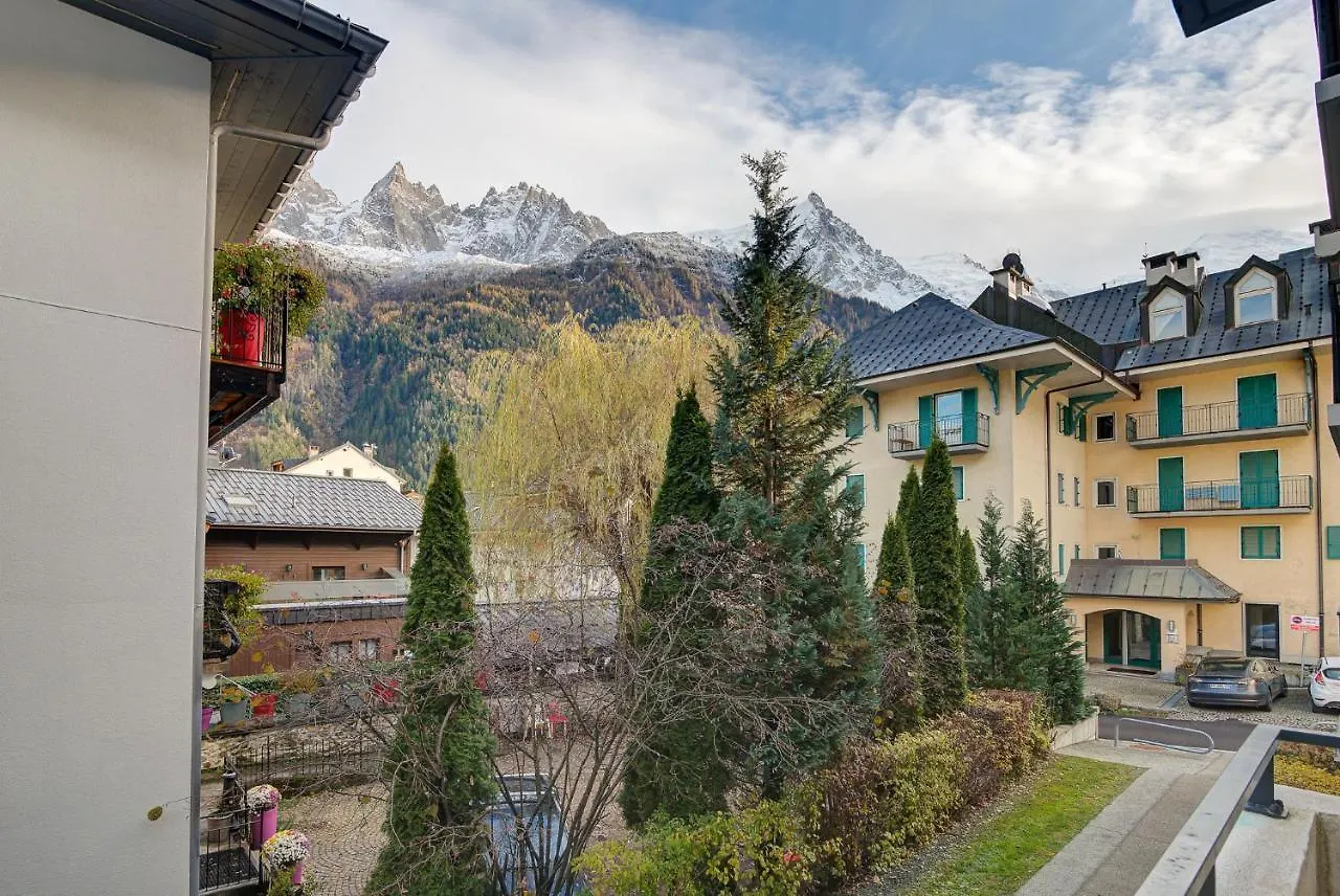 Apartment Le Paradis 1 - Alpes Travel - Central Chamonix Mont Blanc 0*,  Francia