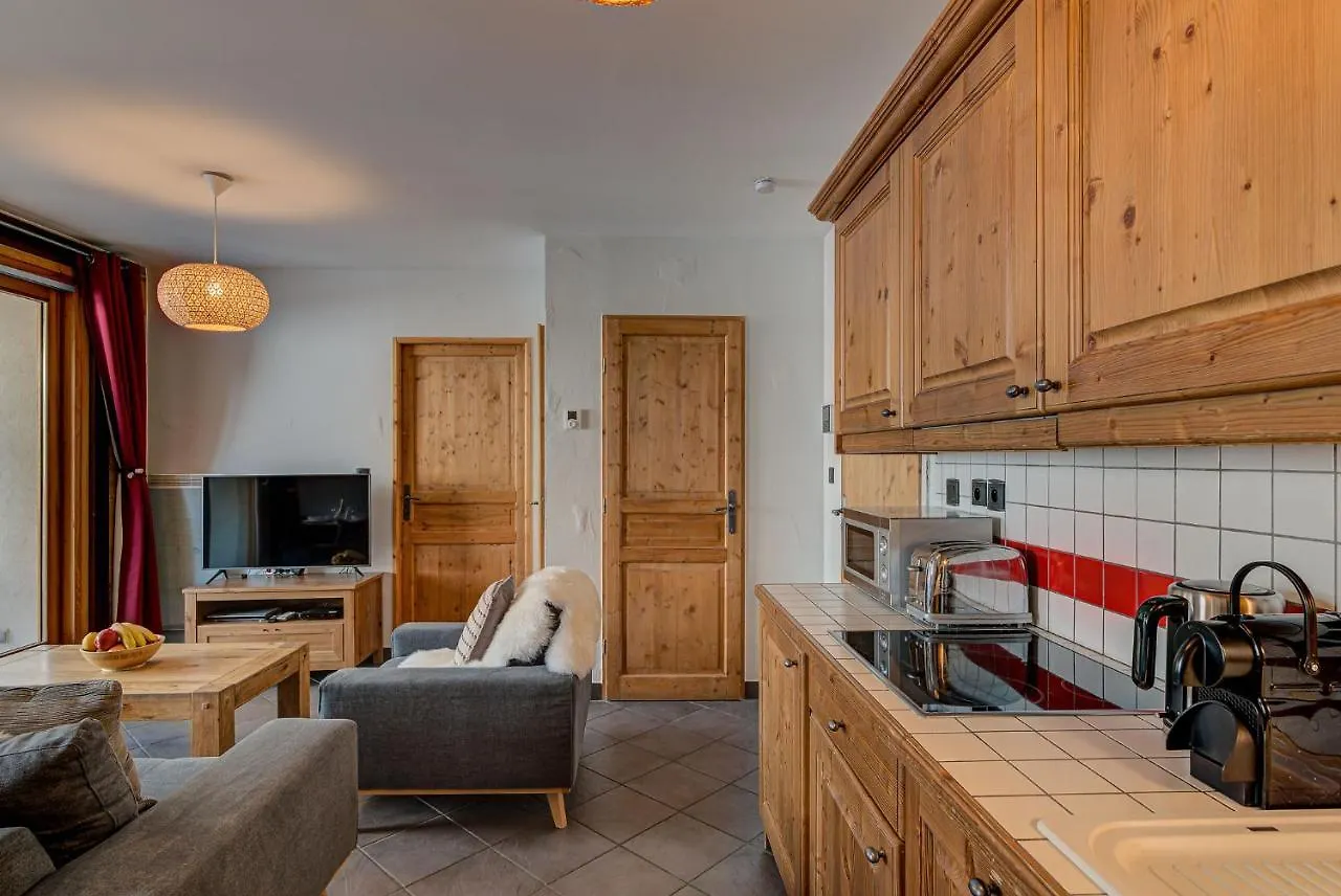 Apartment Le Paradis 1 - Alpes Travel - Central Chamonix Mont Blanc